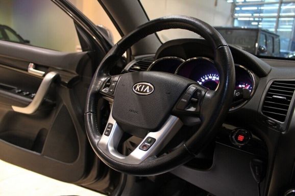 Kia Sorento, 2.4 л, АТ, 2012 фото 2