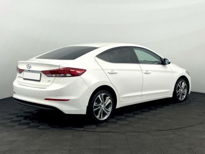 Hyundai Elantra, 2.0 л, АКПП, 2017 фото 4