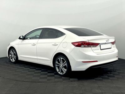 Hyundai Elantra, 2.0 л, АКПП, 2017 фото 6