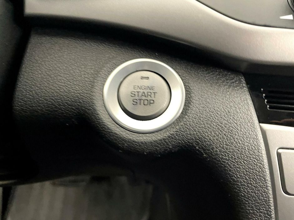 Hyundai Elantra, 2.0 л, АТ, 2017 фото 11