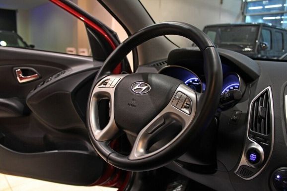Hyundai ix35, 2.0 л, АТ, 2013 фото 10