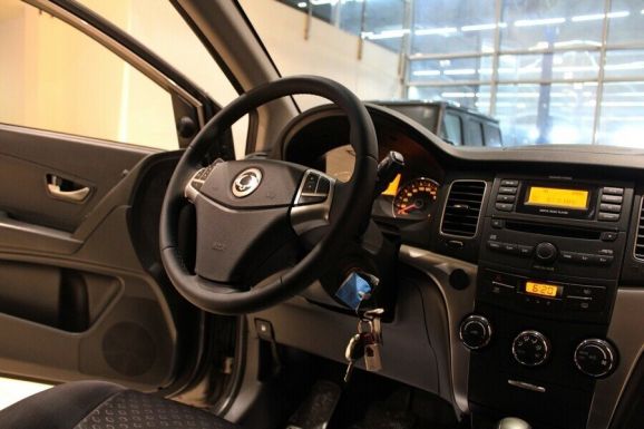 SsangYong Actyon, 2.0 л, АТ, 2011 фото 7