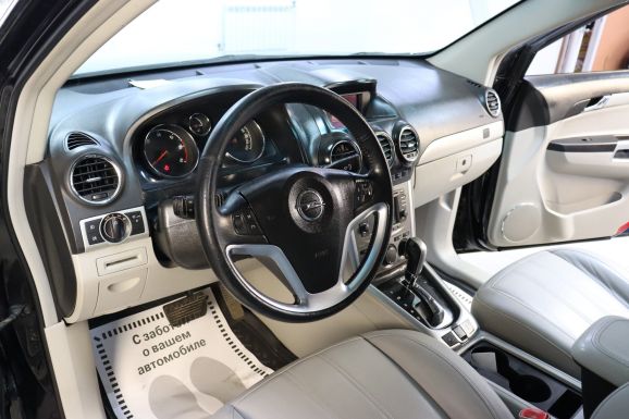 Opel Antara, 2.2 л, АТ, 2013 фото 7