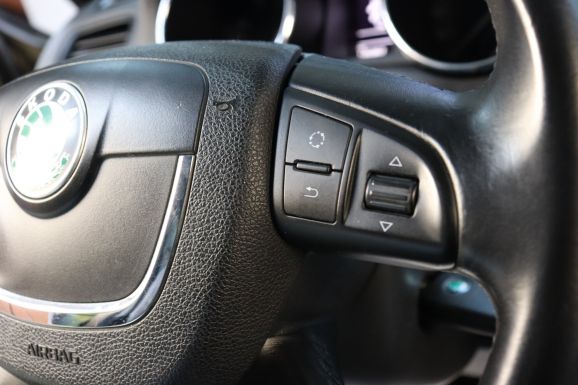 Skoda Yeti, 1.2 л, Робот, 2011 фото 11