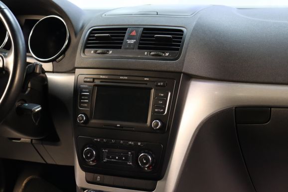 Skoda Yeti, 1.2 л, Робот, 2011 фото 2