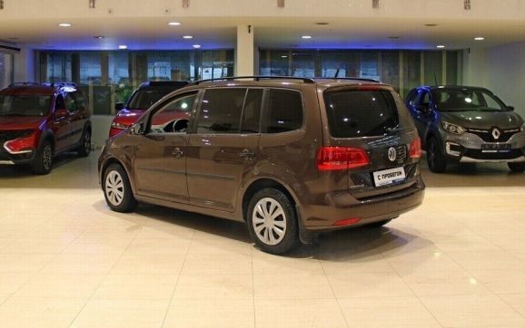 Volkswagen Touran, 1.4 л, Робот, 2011 фото 5