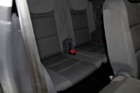 Volkswagen Touran, 1.4 л, Робот, 2011 фото 8