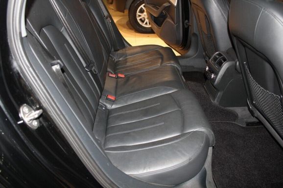 Audi A6, 2.0 л, Вариатор, 2011 фото 8