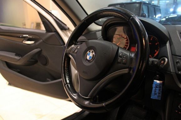 BMW X1, 2.0 л, АТ, 2011 фото 2