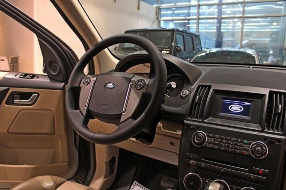 Land Rover Freelander, 2.2 л, АТ, 2014 фото 7