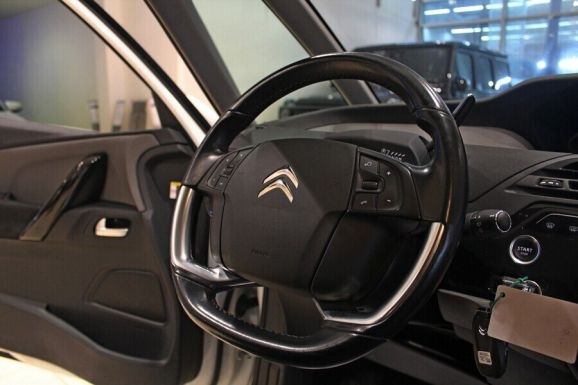 Citroen C4 Picasso, 1.6 л, АТ, 2016 фото 9