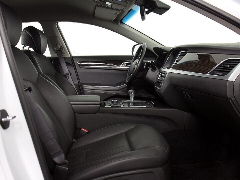 Genesis G80, 2.0 л, АТ, 2018 фото 2