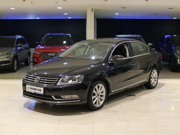 Volkswagen Passat, 1.8 л, Робот, 2011 фото 3