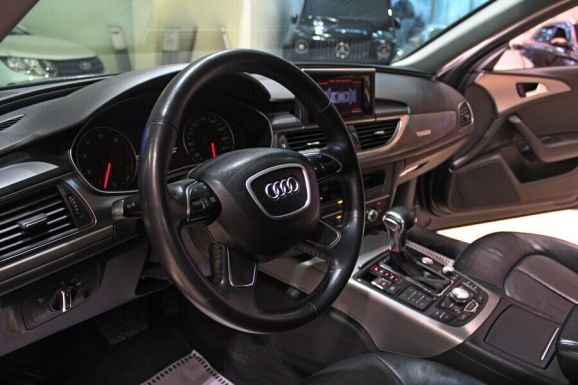 Audi A6, 2.8 л, Робот, 2014 фото 8