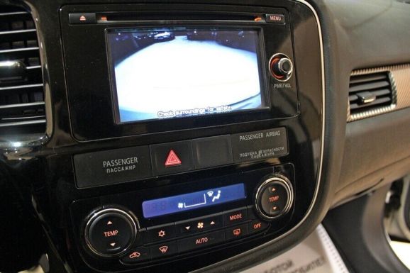 Mitsubishi Outlander, 2.4 л, Вариатор, 2013 фото 8