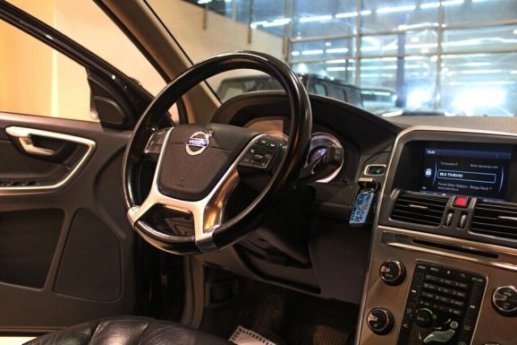 Volvo XC60, 2.4 л, АТ, 2011 фото 7