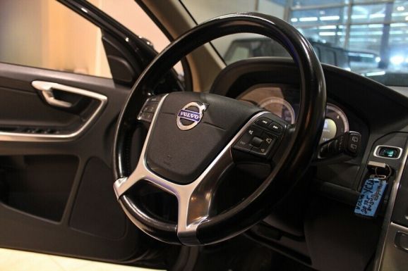 Volvo XC60, 2.4 л, АТ, 2011 фото 10