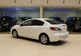 Mazda 3, 1.6 л, АКПП, 2012 фото 6