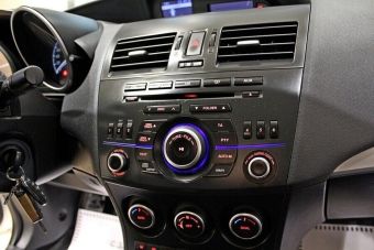 Mazda 3, 1.6 л, АКПП, 2012 фото 8