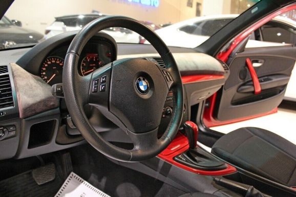 BMW 1 серии, 1.6 л, АТ, 2010 фото 1