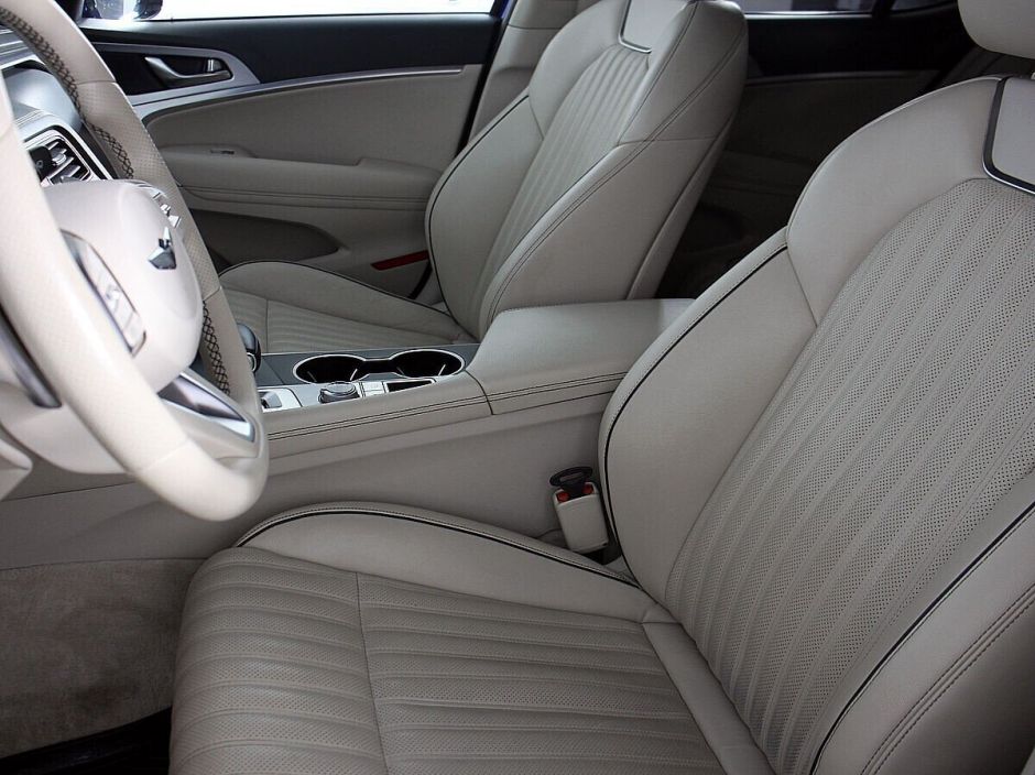 Genesis G70, 2.0 л, АТ, 2018 фото 5