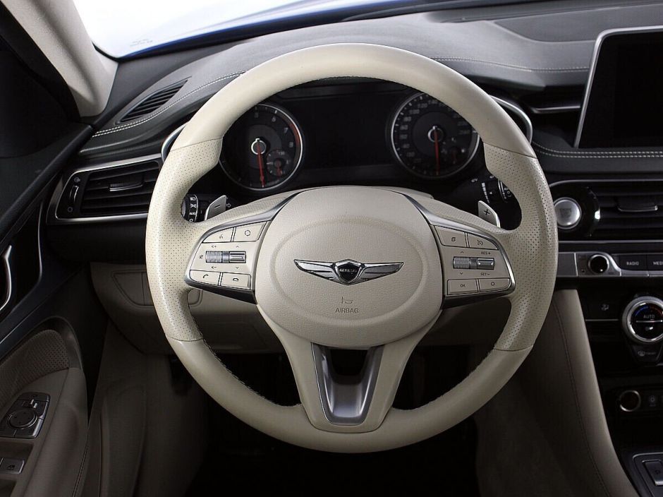 Genesis G70, 2.0 л, АТ, 2018 фото 7