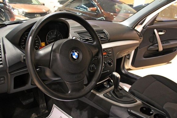 BMW 1 серии, 1.6 л, АТ, 2011 фото 7