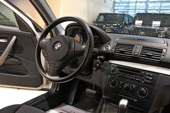BMW 1 серии, 1.6 л, АТ, 2011 фото 9