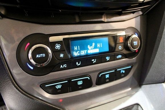 Ford Focus, 2.0 л, Робот, 2014 фото 8