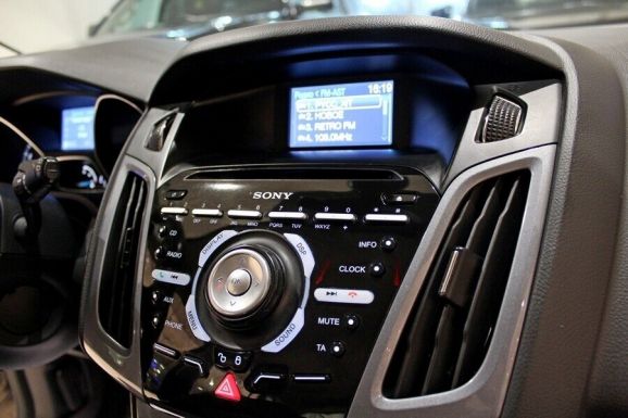 Ford Focus, 2.0 л, Робот, 2014 фото 10