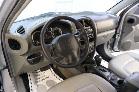 Hyundai Santa Fe, 2.7 л, АТ, 2010 фото 10