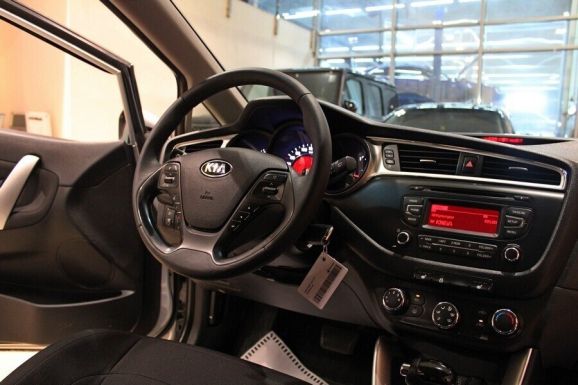 Kia Ceed, 1.6 л, АТ, 2018 фото 7