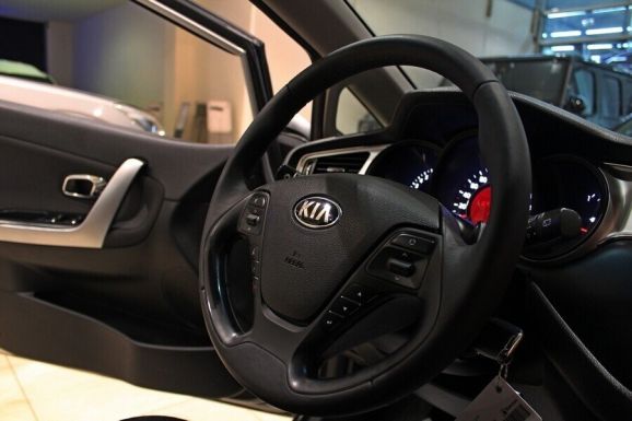 Kia Ceed, 1.6 л, АТ, 2018 фото 2