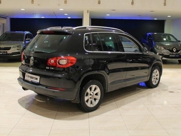 Volkswagen Tiguan, 2.0 л, АТ, 2009 фото 4