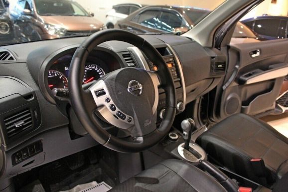 Nissan X-Trail, 2.0 л, Вариатор, 2013 фото 10