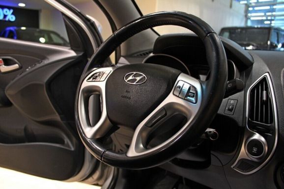 Hyundai ix35, 2.0 л, МТ, 2012 фото 1