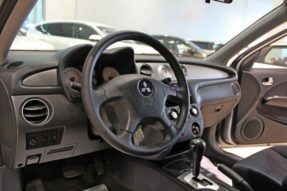 Mitsubishi Outlander, 2.4 л, АТ, 2007 фото 2