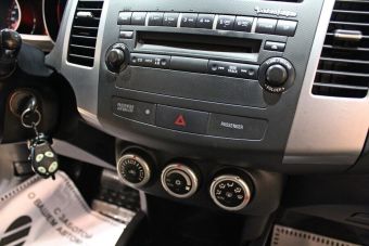Mitsubishi Outlander, 2.4 л, CVT, 2008 фото 9