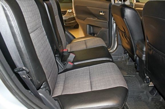 Mitsubishi Outlander, 2.4 л, Вариатор, 2013 фото 8