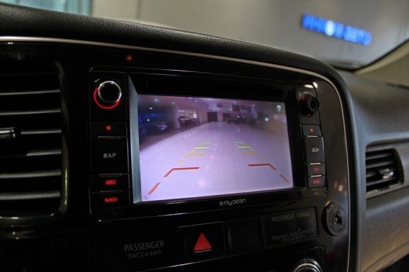 Mitsubishi Outlander, 2.4 л, Вариатор, 2013 фото 2