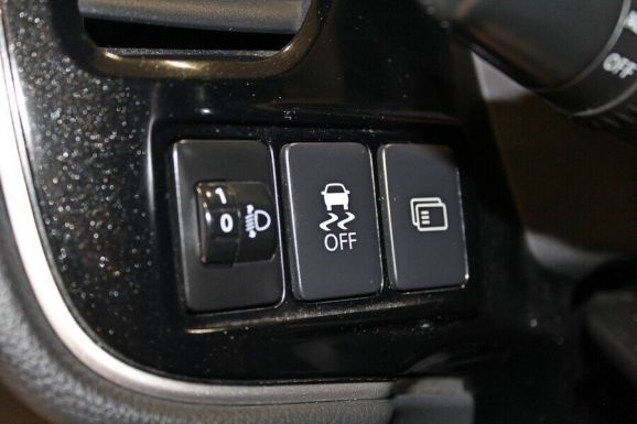 Mitsubishi Outlander, 2.4 л, Вариатор, 2014 фото 10