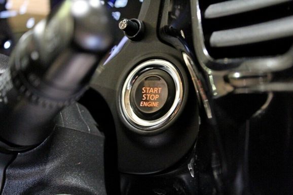 Mitsubishi Outlander, 2.4 л, Вариатор, 2014 фото 2