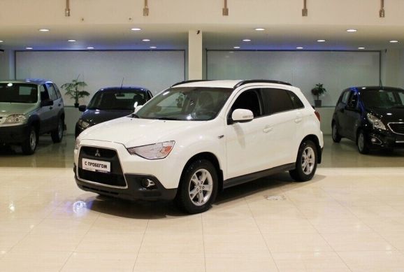 Mitsubishi ASX, 1.8 л, Вариатор, 2011 фото 3