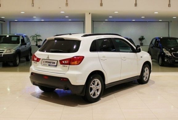 Mitsubishi ASX, 1.8 л, Вариатор, 2011 фото 6