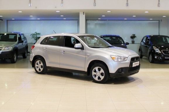 Mitsubishi ASX, 1.8 л, Вариатор, 2013 фото 4