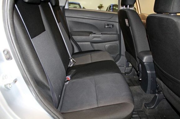 Mitsubishi ASX, 1.8 л, Вариатор, 2013 фото 8