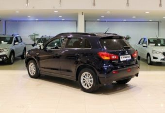 Mitsubishi ASX, 1.8 л, CVT, 2010 фото 5
