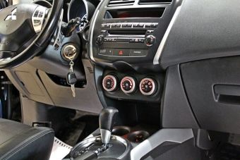 Mitsubishi ASX, 1.8 л, CVT, 2010 фото 9