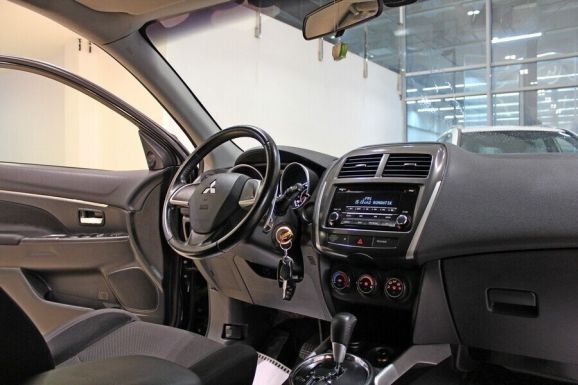 Mitsubishi ASX, 1.8 л, Вариатор, 2012 фото 7