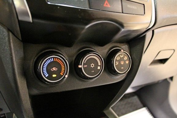 Mitsubishi ASX, 1.6 л, МТ, 2012 фото 1